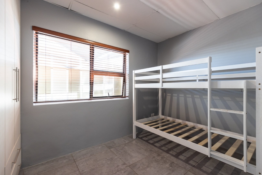 4 Bedroom Property for Sale in Bluewater Bay Eastern Cape